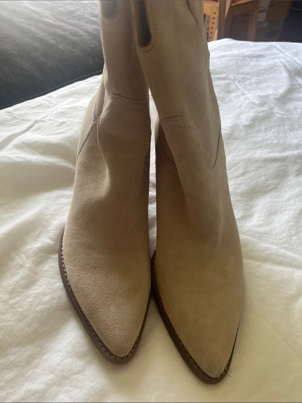 Dolce vita suede boots